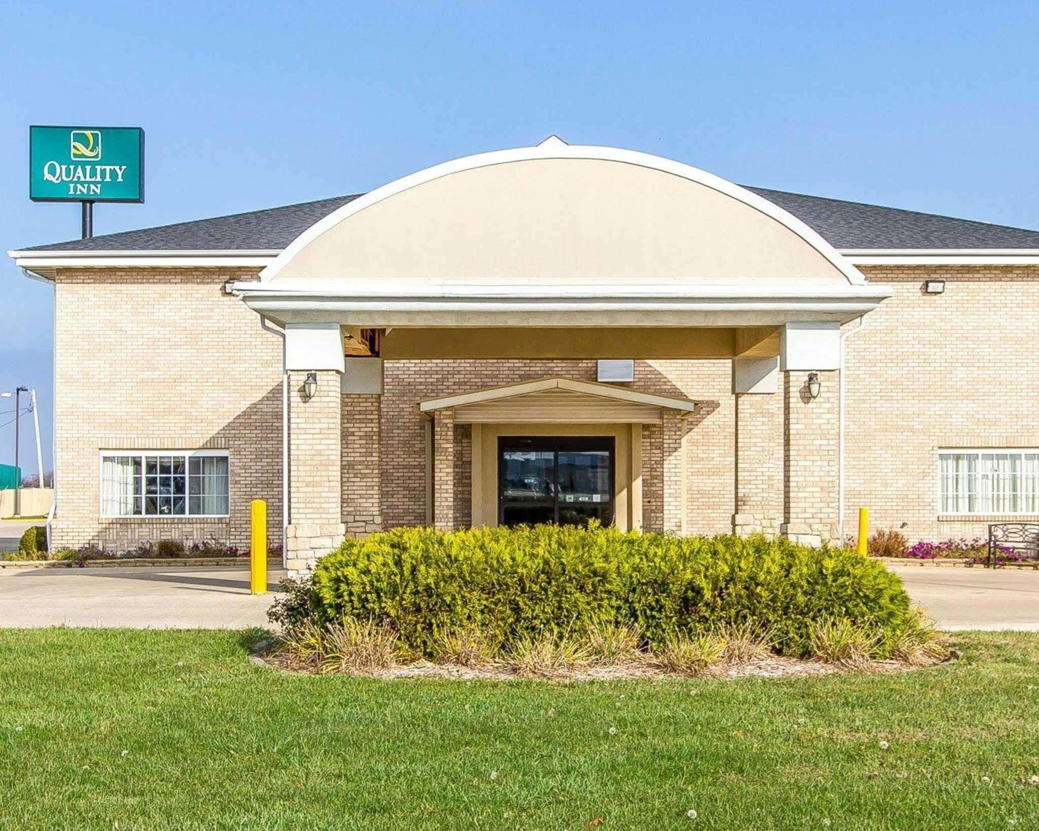 Quality Inn Pontiac Il Екстер'єр фото