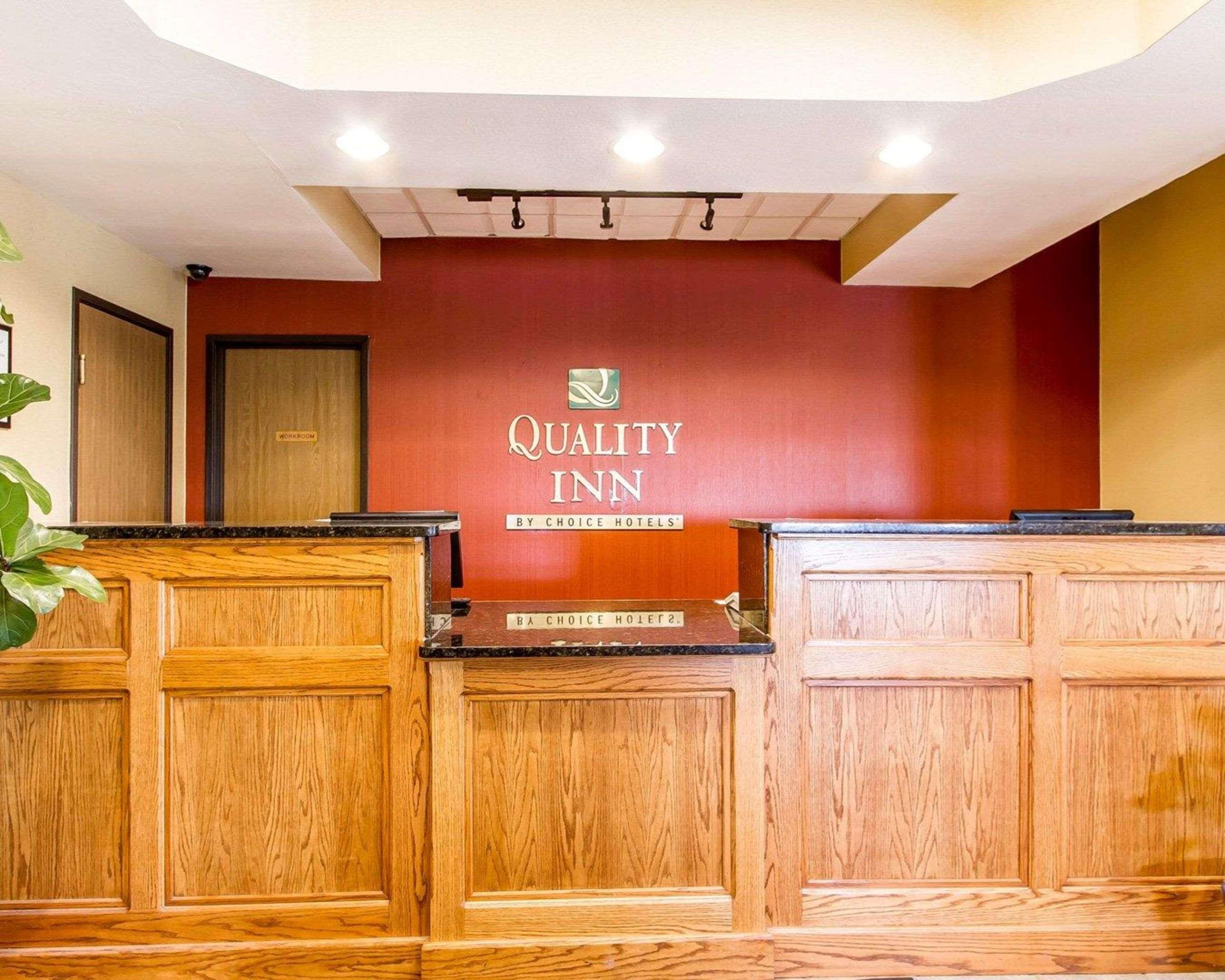 Quality Inn Pontiac Il Екстер'єр фото