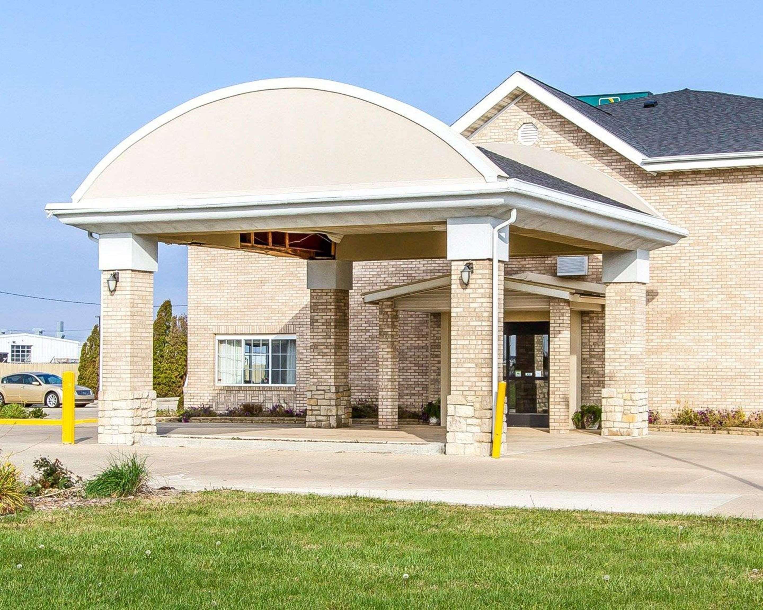Quality Inn Pontiac Il Екстер'єр фото