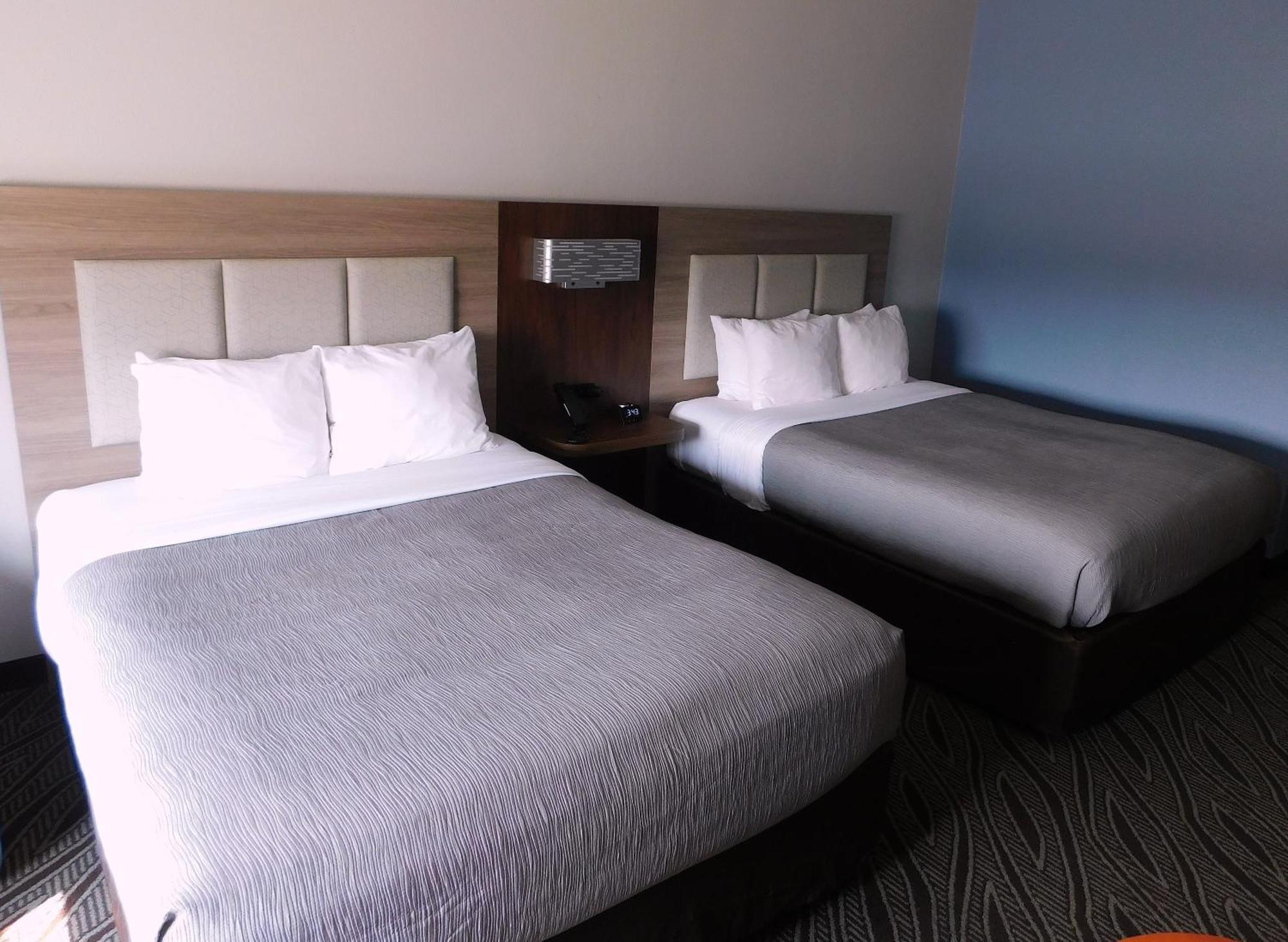 Quality Inn Pontiac Il Екстер'єр фото