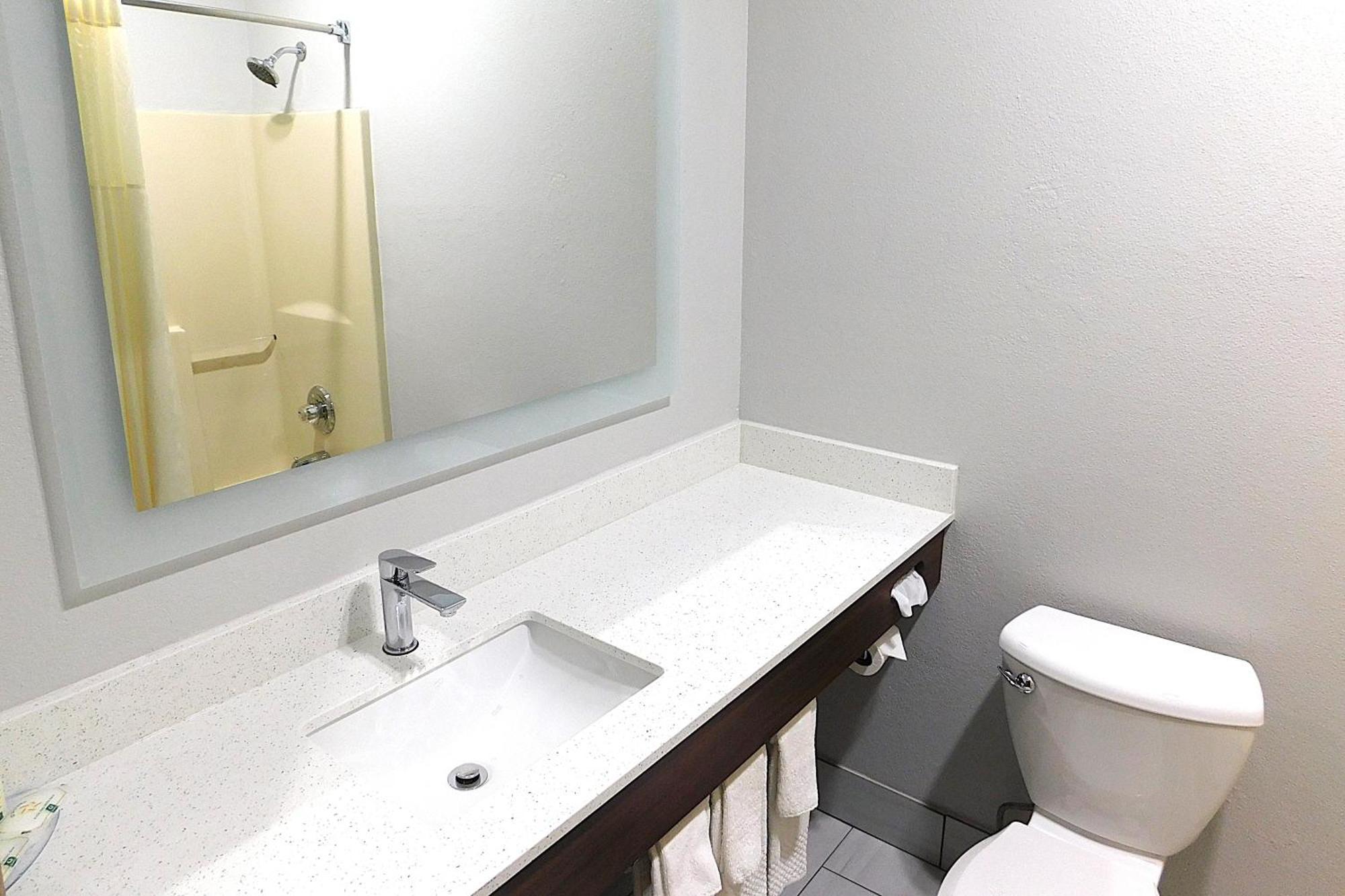Quality Inn Pontiac Il Екстер'єр фото