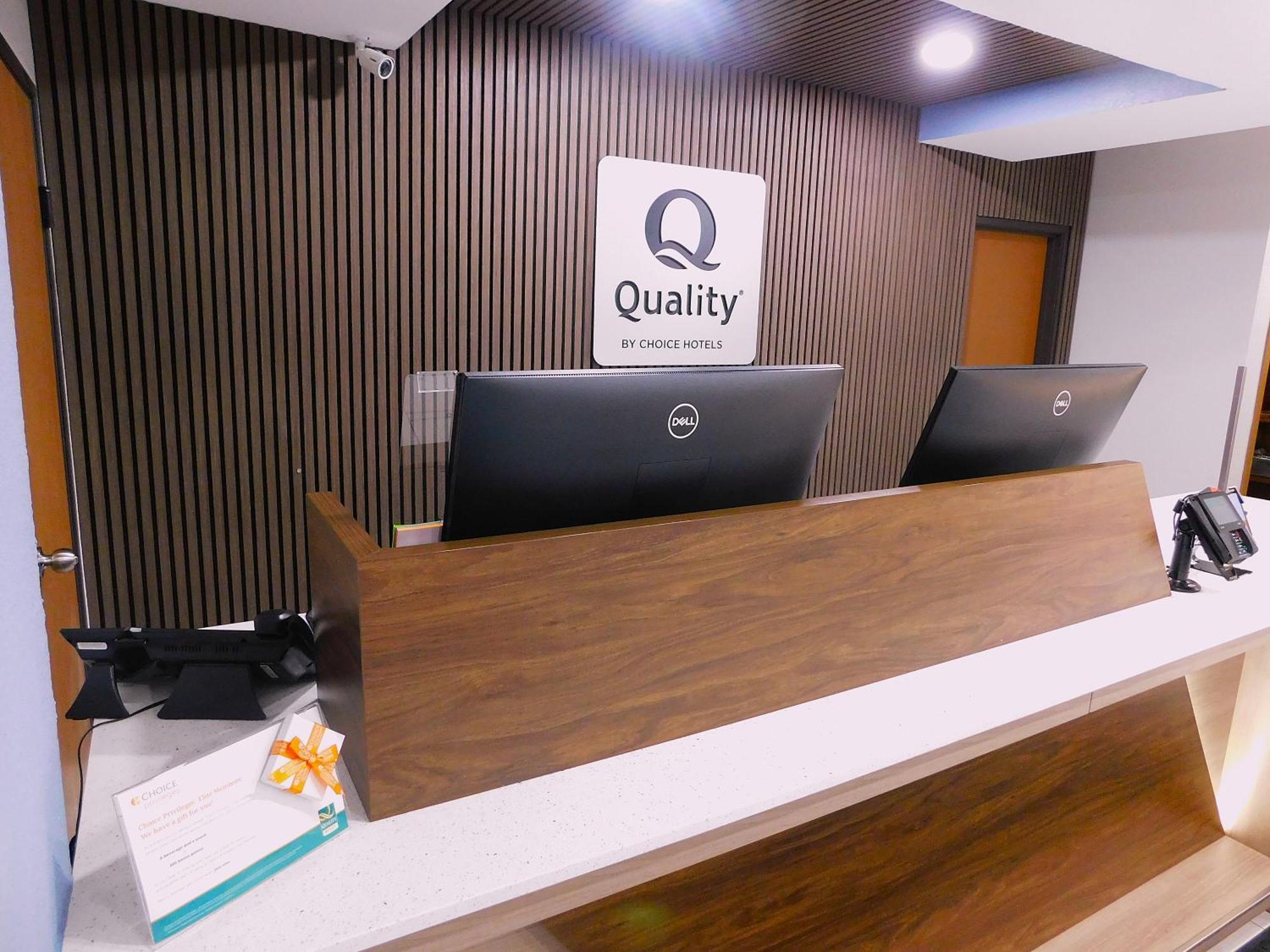 Quality Inn Pontiac Il Екстер'єр фото